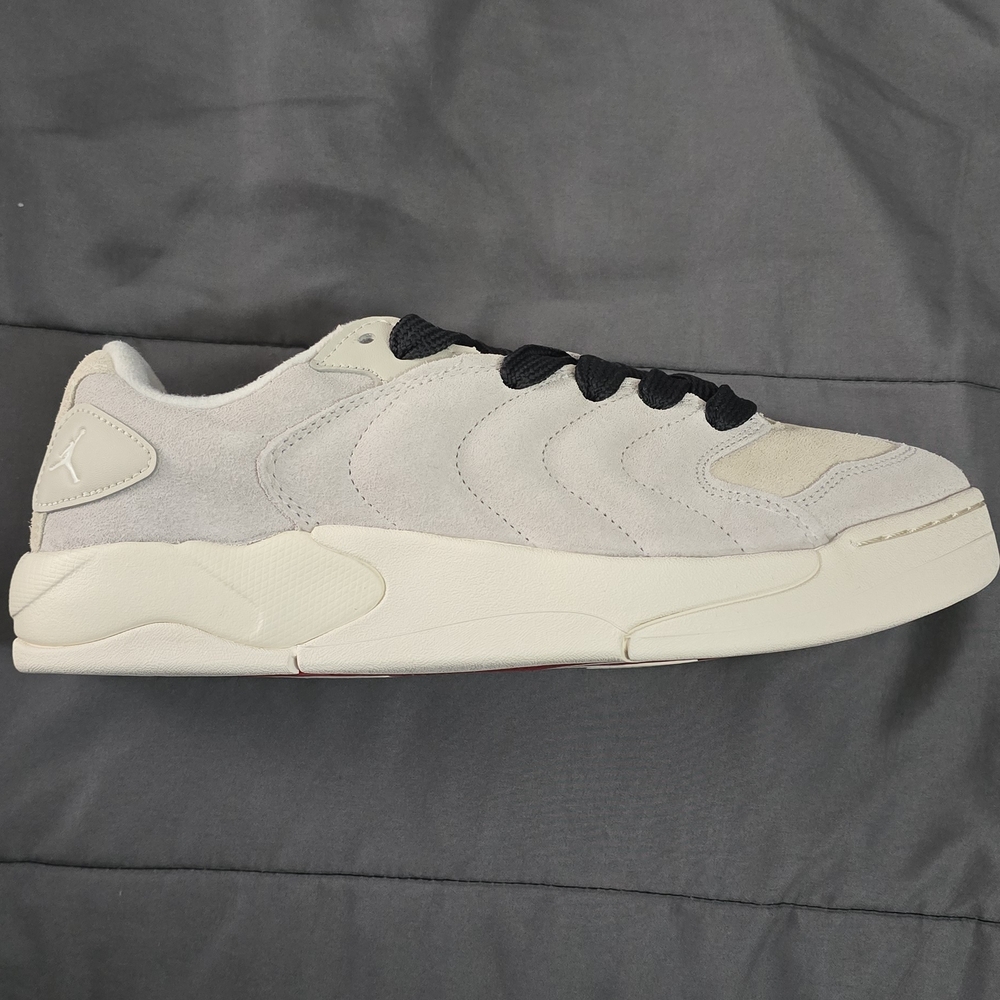 Jordan Cream and Black Men's Shoes